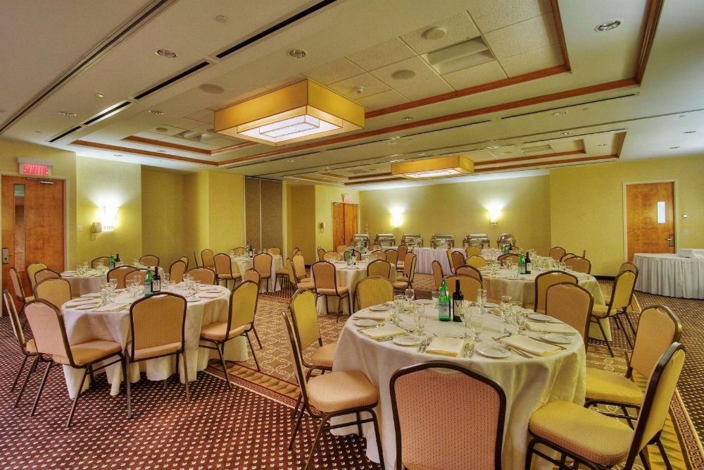 Hilton Garden Inn Montreal Centre-Ville Image 13