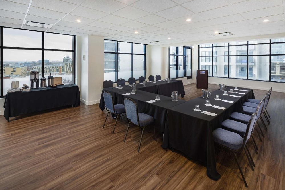 Hilton Garden Inn Montreal Centre-Ville Image 16